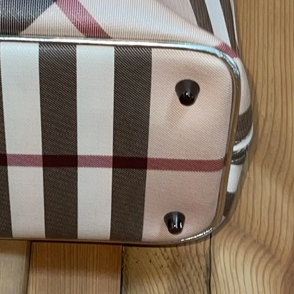 BURBERRY NOVA CHECK GOLD PATENT LEATHER TOTE TOP ZIP